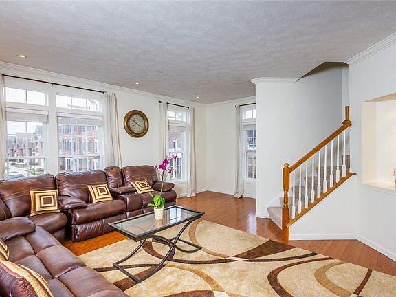 3rd image of 620 Arbor Ct #O