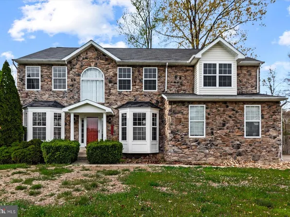 17141 Leeward Ct, King George, VA 22485