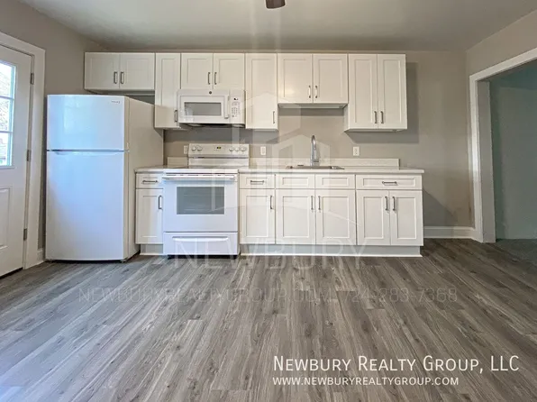 11 South St, Butler, PA 16001