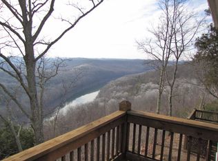 311 W Majestic Dr, Burnside, KY 42519