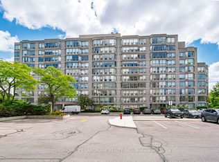 175 Cedar Ave #712, Richmond Hill, ON L4C 9V3