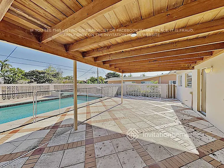 4200 Hayes St — Photo 14