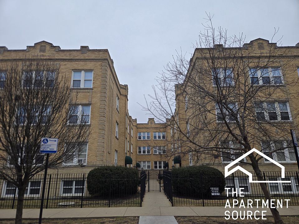 1st image of 4047 N Mozart St APT 2W
