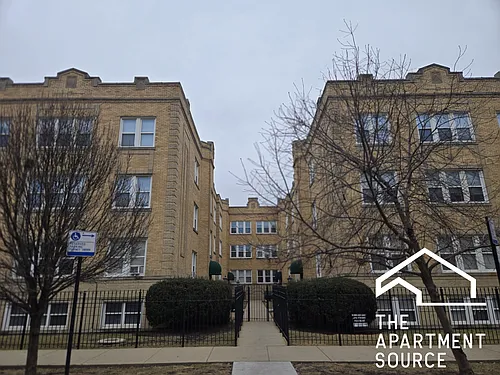 4047 N Mozart St #2W Photo 1