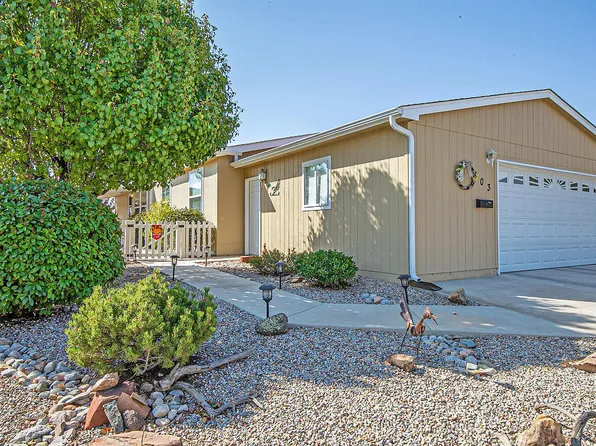 303 Sunrise Bluffs Dr, Belen, NM 87002