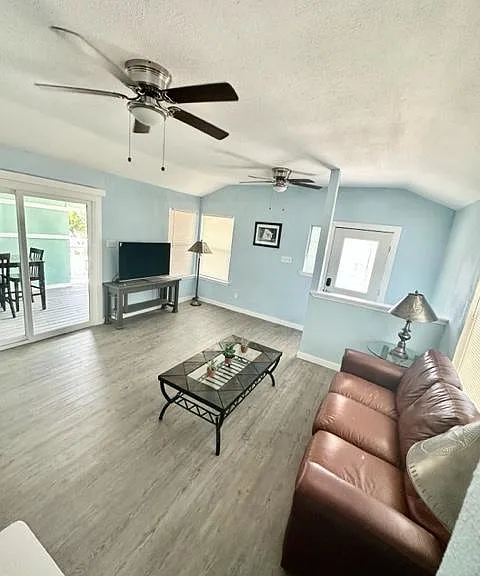 2-14739 Bois D Arc Ln #2 — Photo 5