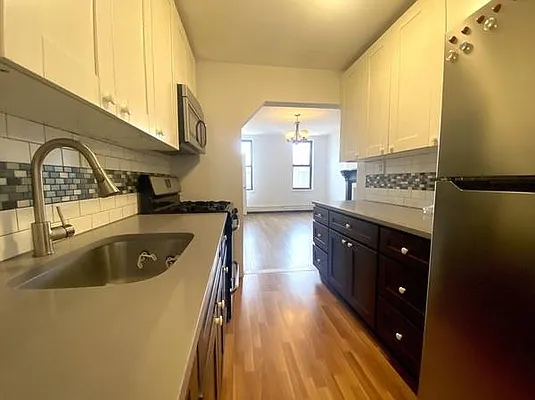 Rented by EXR | media 2