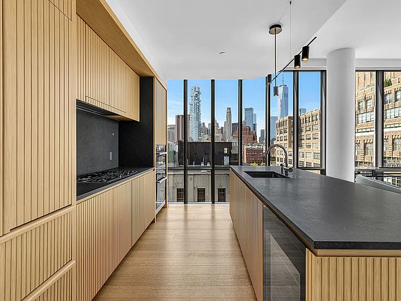 5th image of 565 Broome St #S18a
