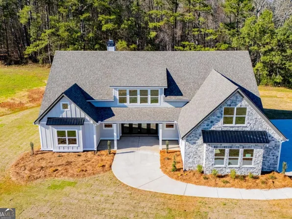 103 Red Oak Ln, Carrollton, GA 30116