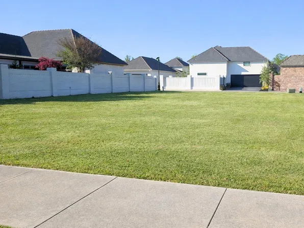 2305 Maison Orleans Blvd, Monroe, LA 71201