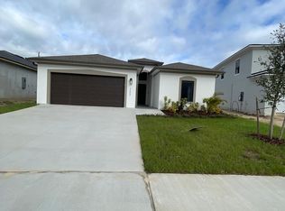 6402 Chorus Dr, Mascotte, FL 34753