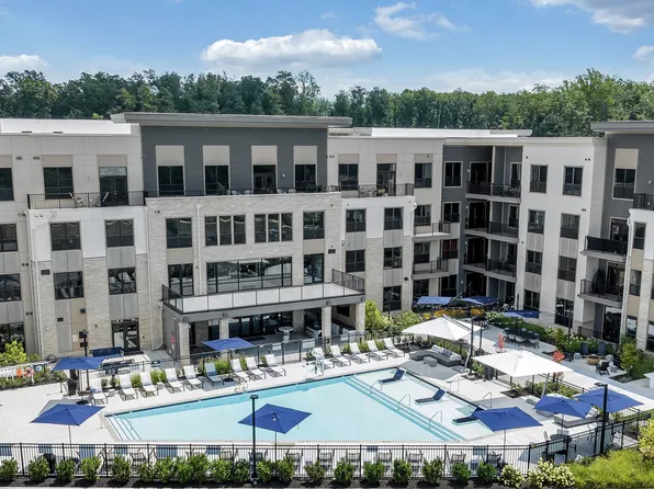 Luxe 360 on Centerpointe