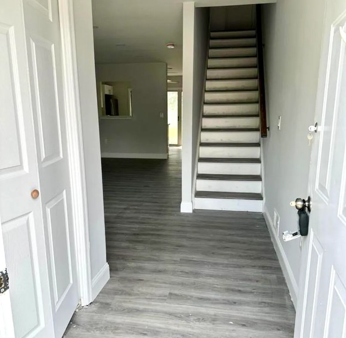 2 bed, 1.5 bath, 1410 sqft, $2,650 — Photo 4
