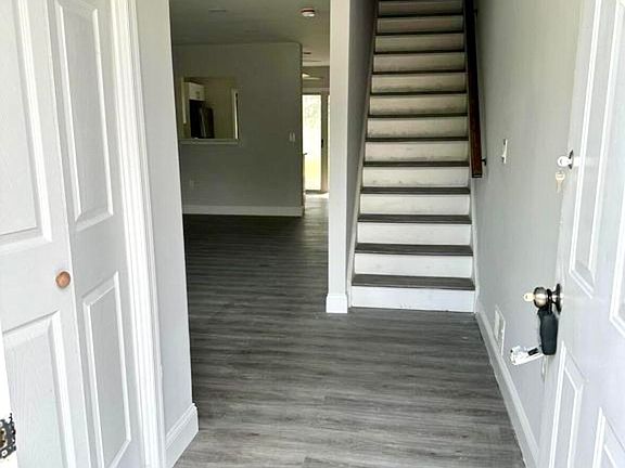 4th image of 709 Lady Slipper Ct #709