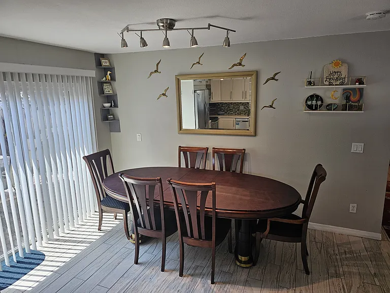 1224 E Powhatan Ave — Photo 4