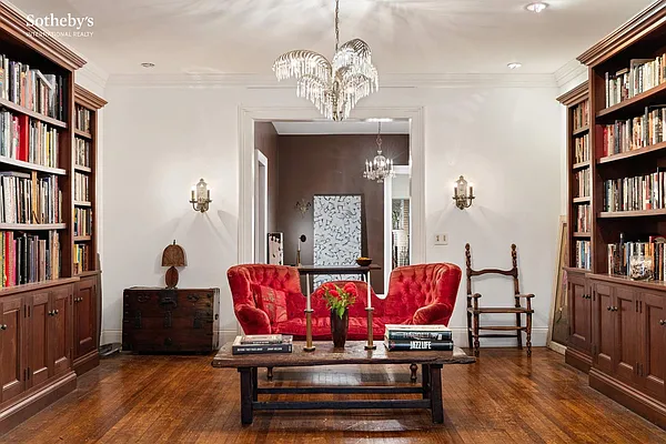 Sold by Sotheby's International Realty | media 13