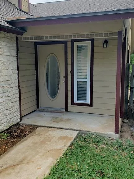 371 Fantail Loop #A — Photo 2