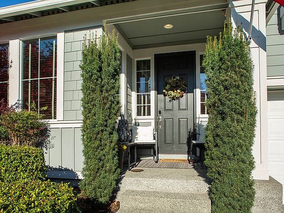 5th image of 2410 NE Sunnymede St