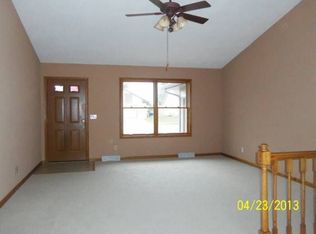 152 S Maple Ln, Whitewater, WI 53190