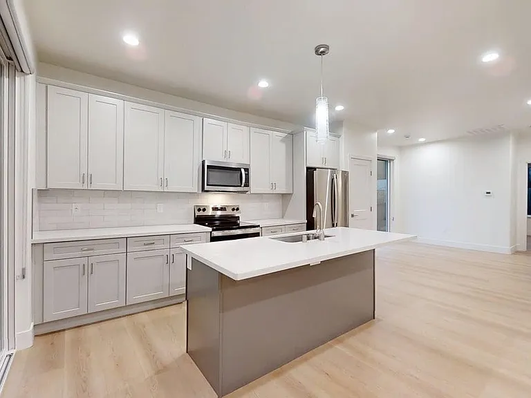 8404 Ascolano Ave — Photo 19