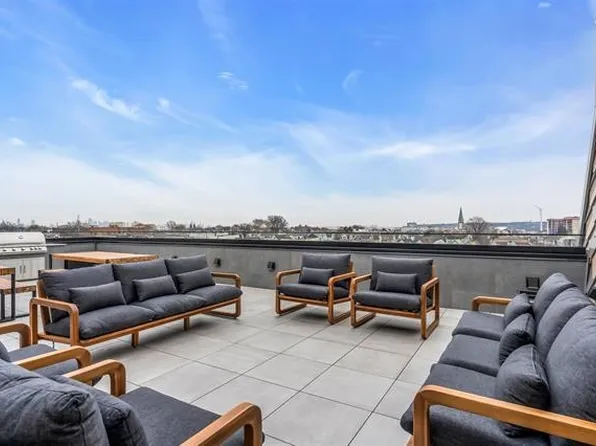 345 Avenue A image 16 of 20