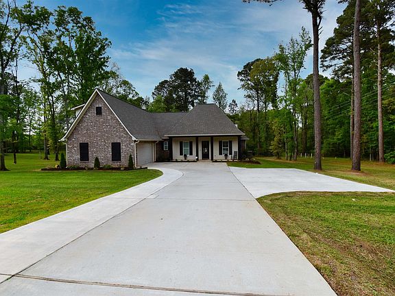 2nd image of 112 Shade Tree Trce