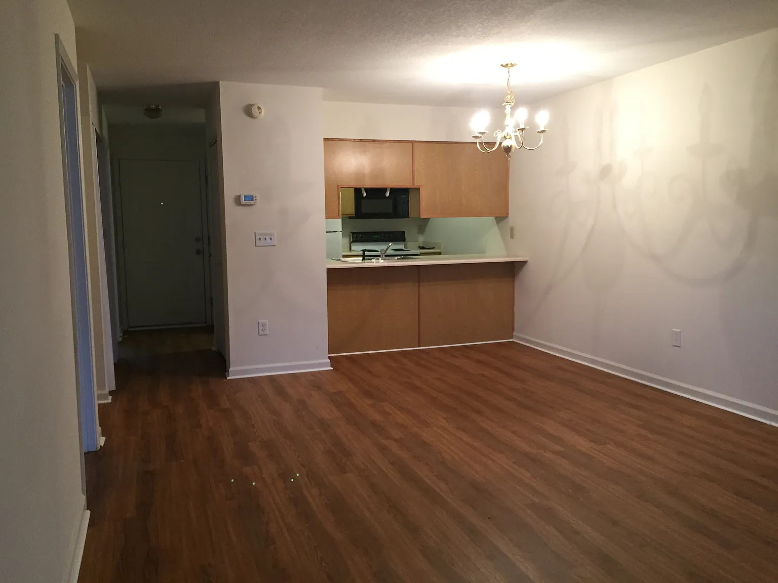 2 bed, $1,275 — Photo 2