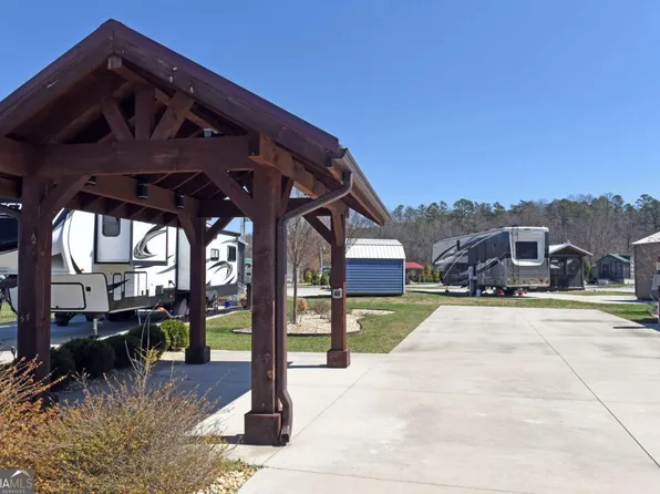 81 Foggy Mountain Rd, Blairsville, GA 30512