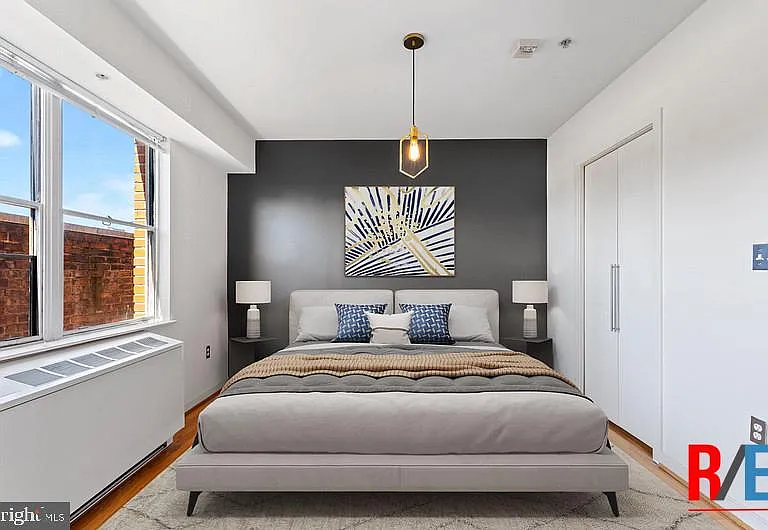815 King St #4E — Photo 10