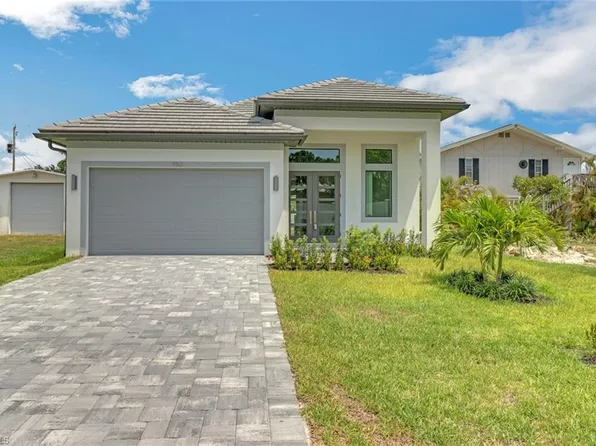 853 91st AVE N, NAPLES, FL 34108