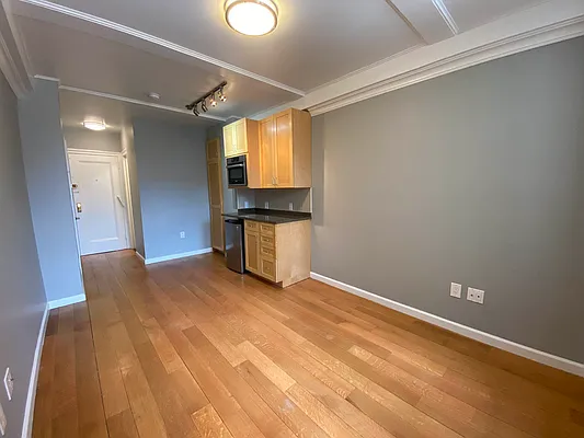 Rented by Tourma Realty LLC | media 30