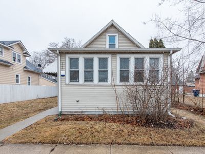 1120 Jackson St, North Chicago, IL, 60064