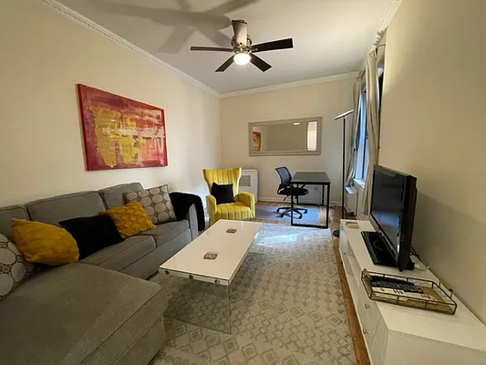 Rented by Compass | media 21