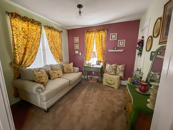 4th image of 2813 Gilbert Ave