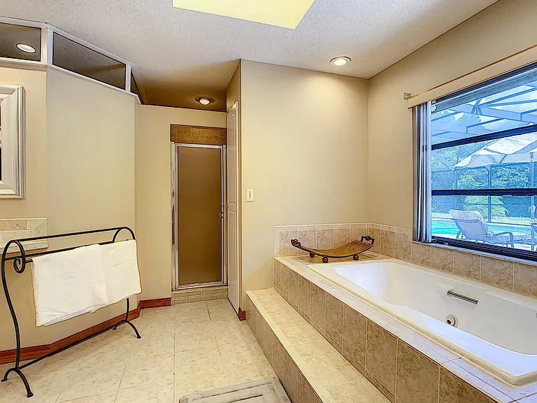 4932 Hidden Oaks Trl — Photo 12