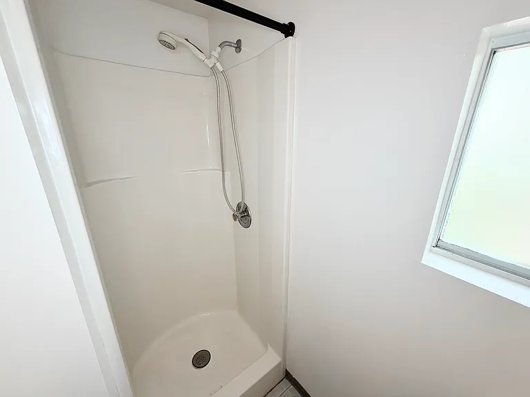 629 S Meridian Ave — Photo 16