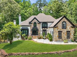 2878 Heather Row Rdg SW, Lilburn, GA 30047