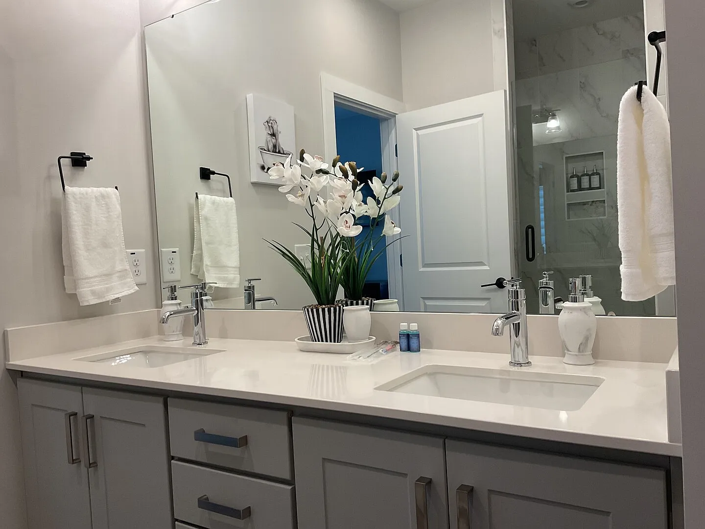 3 Bed Duplex Close to Duke — Photo 2