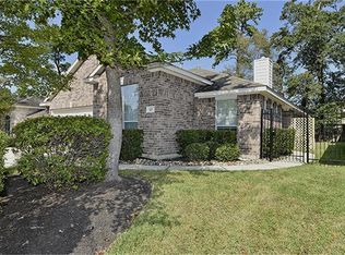 67 E Foxbriar Forest Cir, Spring, TX 77382