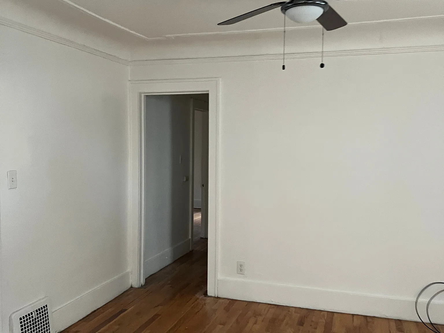 2 bed, 1.0 bath, 1100 sqft, $1,250 — Photo 4