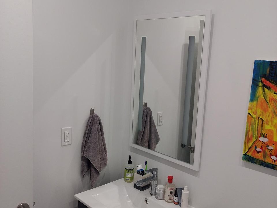 1st image of 1132 N Front St APT 4C