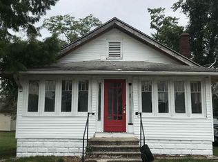 406 NE 1st St, Washington, IN 47501