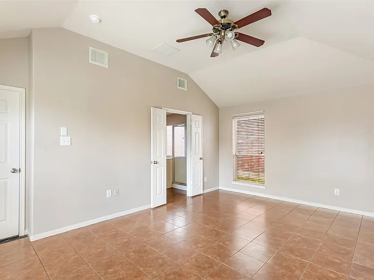 4914 Winding Timbers Cir — Photo 20