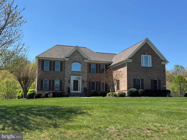 6962 Emma Ct, Warrenton, VA 20187