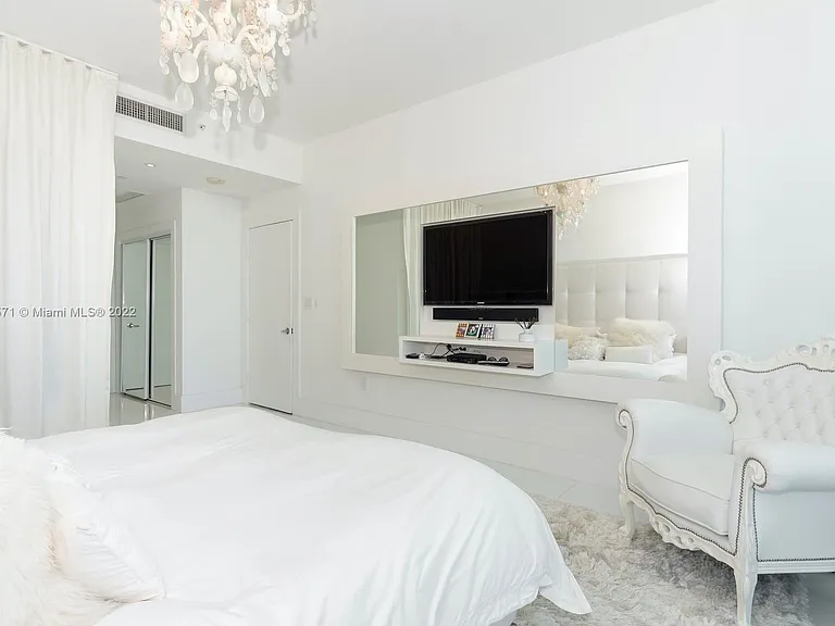 900 Biscayne Blvd #2006 — Photo 21
