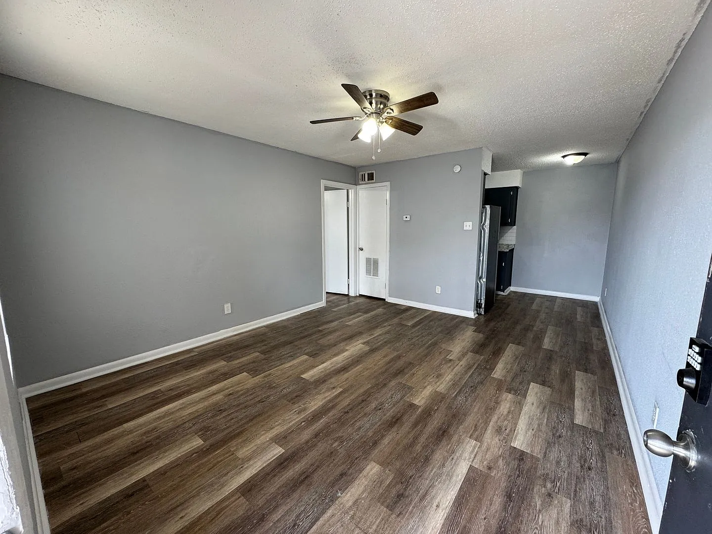 11311 Mara Lynn Rd — Photo 2