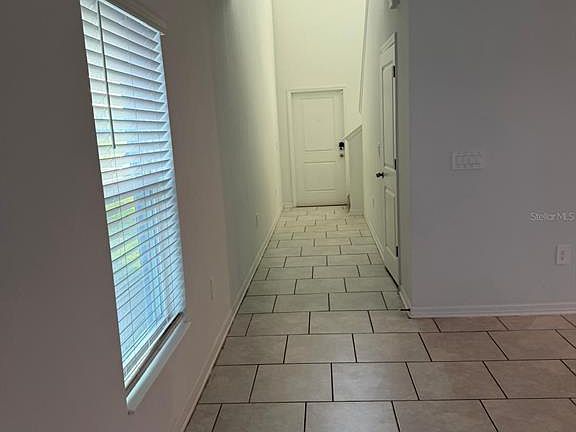 3rd image of 693 Reggie Rd