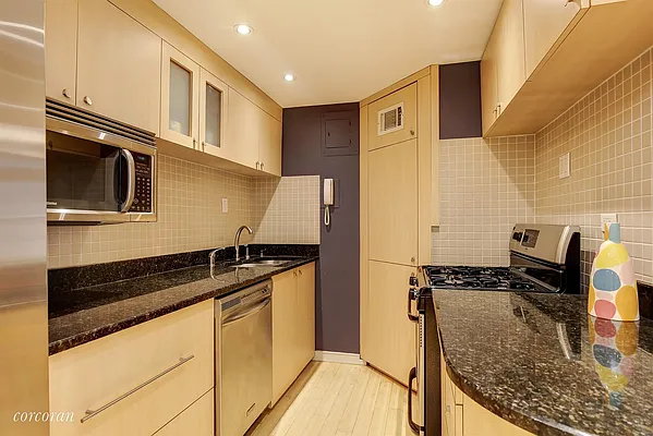 Sold by Corcoran | media 15