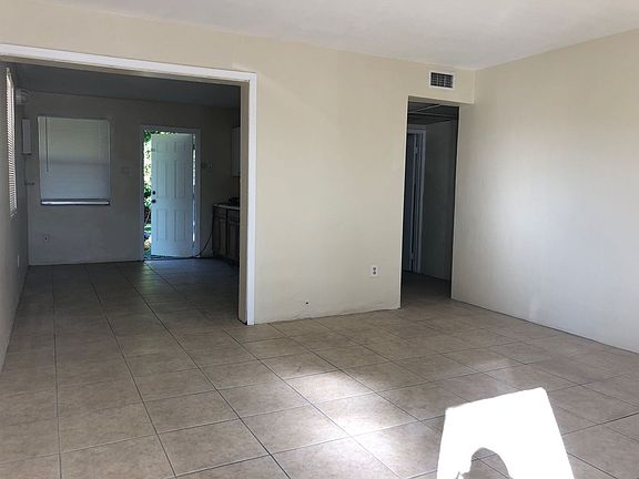 3rd image of 1409 NW 3rd St