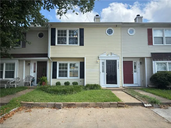 1321 Bridle Creek Blvd, Virginia Beach, VA 23464